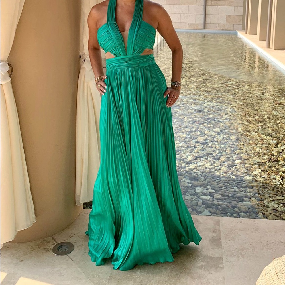 Zuhair Murud Pleated Couture Gown size 36 fits like a US 2 or 4